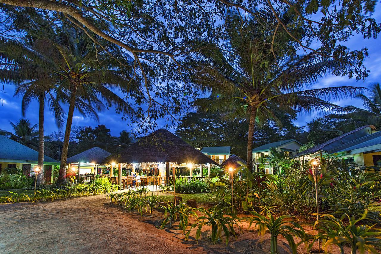 Poppy'S On The Lagoon Port Vila Exteriör bild